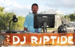 Picture of Dave at the dj table